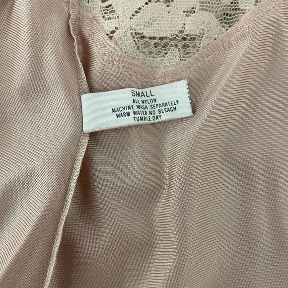 Vintage Women’s Tan Lace Trimmed Midi Half Slip Lingerie Foundation - Picture 10 of 11